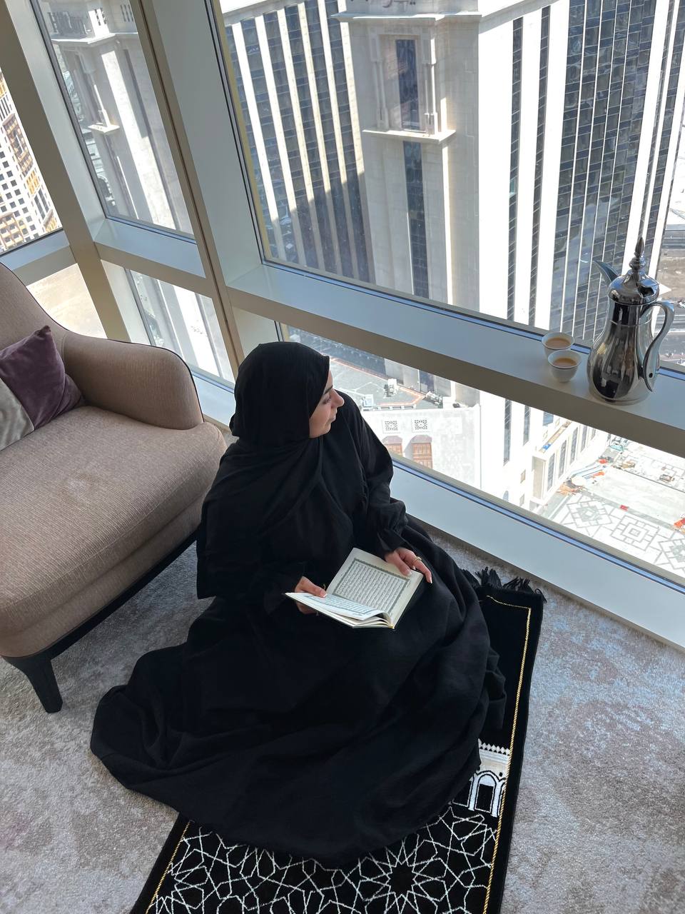 Isdal Set – Abaya, Scarf & Bag